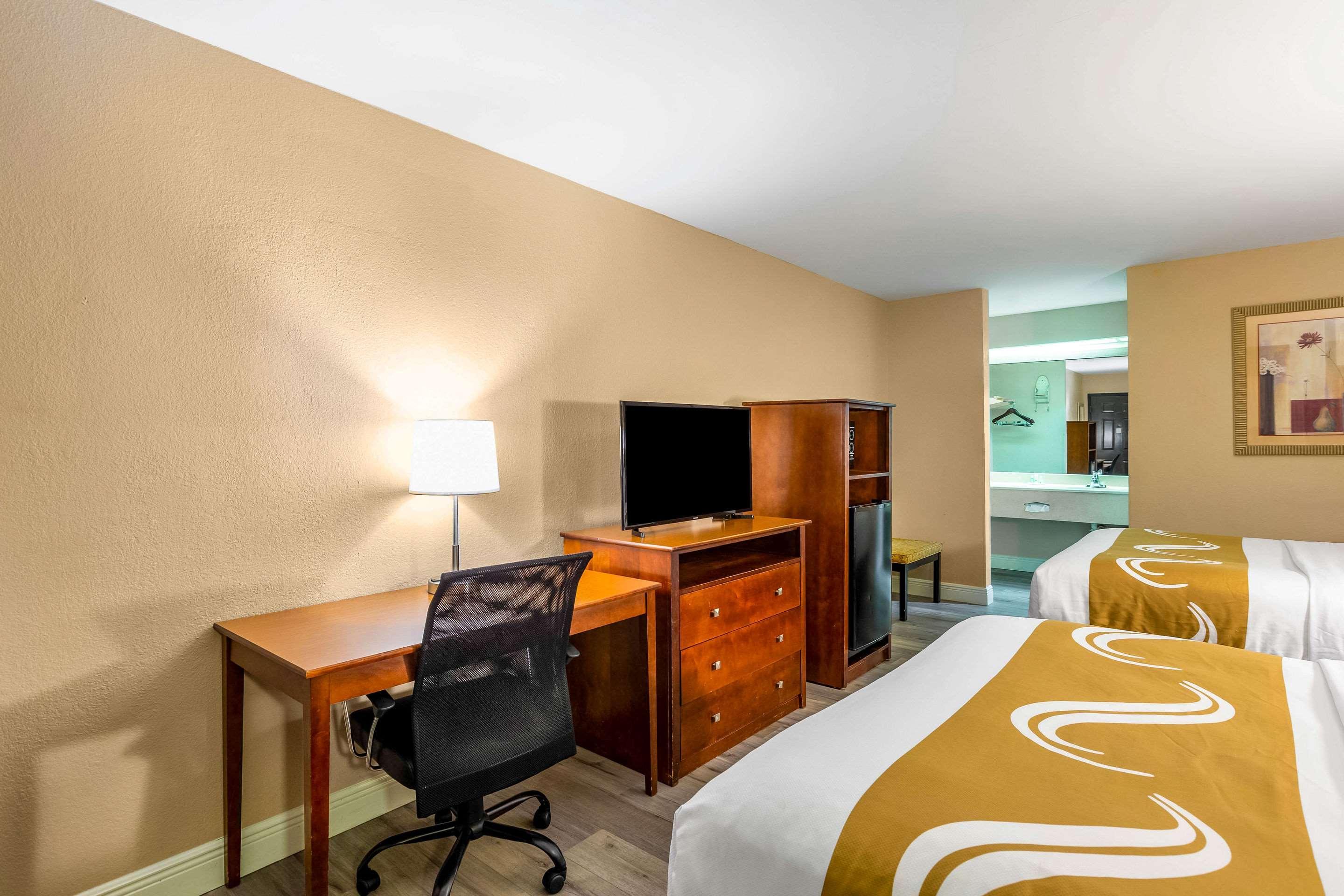 Quality Inn Quincy - Tallahassee West Eksteriør billede