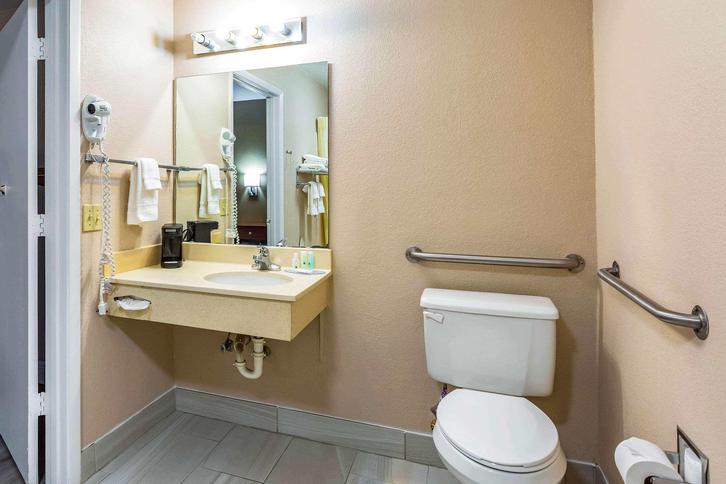 Quality Inn Quincy - Tallahassee West Eksteriør billede